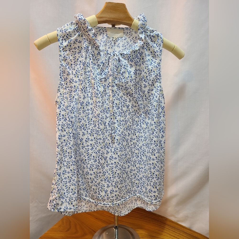 MELLODAY Blue Floral Sleeveless Blouse With Ruffle Neck And Tie